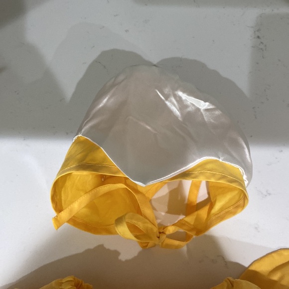 Baby chick hatching from an egg Halloween Costume Mullins Square infant - 25lbs - Picture 2 of 11